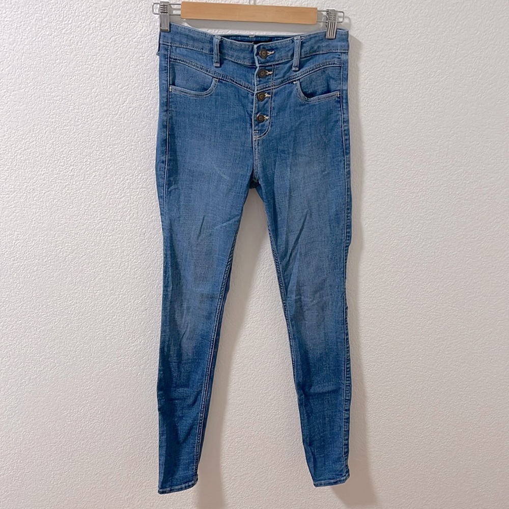 Hollister Classic Stretch, high-rise super skinny, size 26